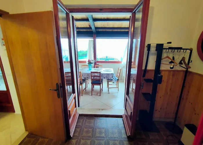 Dell'ancora Nyaraló